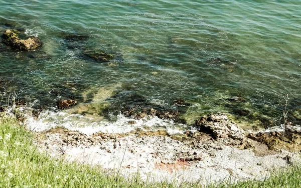 Vista Dalla Scogliera Sull Acqua Del Mar Nero Bella Acqua — Foto Stock