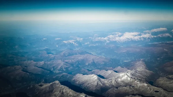 Horizon Van Planeet Aarde Alpen Bergtoppen Zicht Vanuit Ruimteschip Vliegtuig — Stockfoto