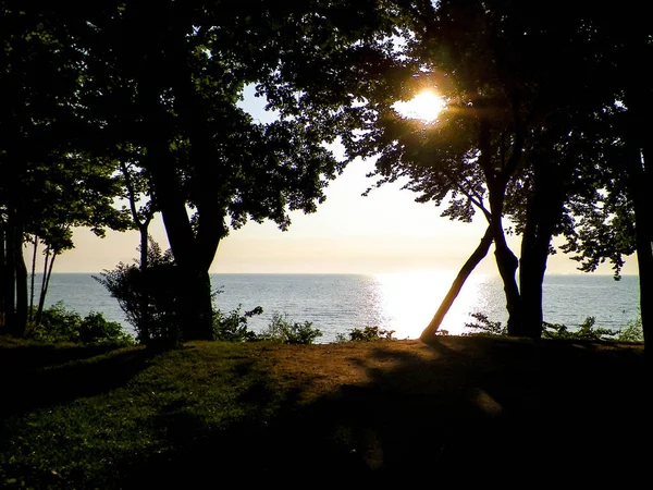 夏日自然 美丽的日落在波兰格丁尼亚的巴尔的摩海 自然与旅行概念 — 图库照片