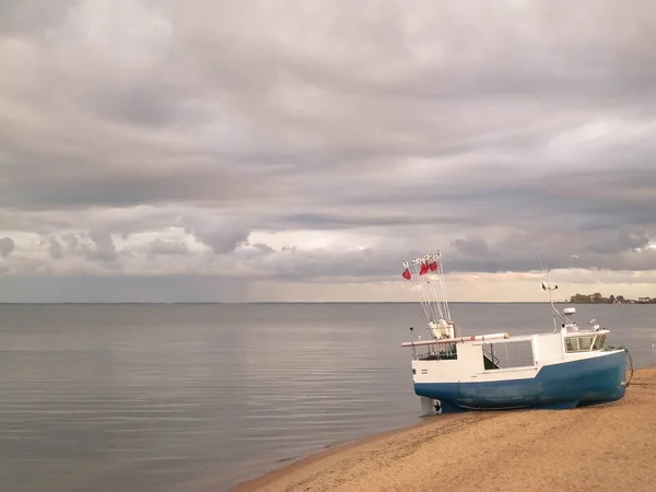 Fischerboot Der Ostseeküste Stürmisches Wetter Mechelinki Polen Pucka Bucht — Stockfoto