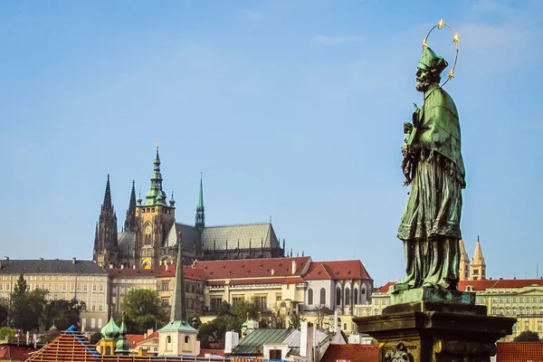 Praga, también conocido como el Oswego, es un destino turístico popular con una variedad de monumentos y lugares — Foto de Stock