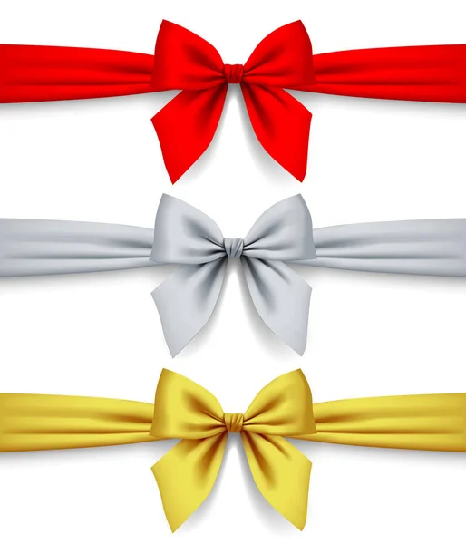 Rode, zilveren en gouden linten met strik geïsoleerd op witte CHTERGRO — Stockvector