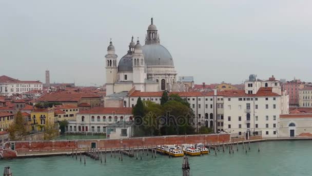 Venetië Italië uitzicht vanaf een cruise schip 2 — Stockvideo