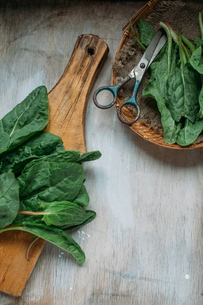 Färsk Sorrel Blad Trä Bakgrund — Stockfoto