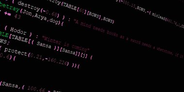 Yazılım geliştirici programlama kodu. Soyut modern sanal bilgisayar senaryosu. Masaüstü ekranında yazılım geliştirici programcının çalışması 