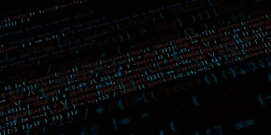 Yazılım geliştirici programlama kodu. Soyut modern sanal bilgisayar senaryosu. Masaüstü ekranında yazılım geliştirici programcının çalışması 