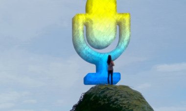 İnsan silueti ve mikrofonları olan soyut bir arkaplan 