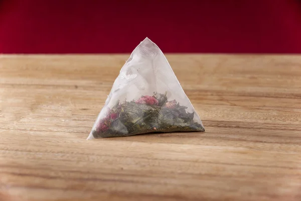 Pack New Cranberry Green Tea Tea Bags Closeup — 스톡 사진