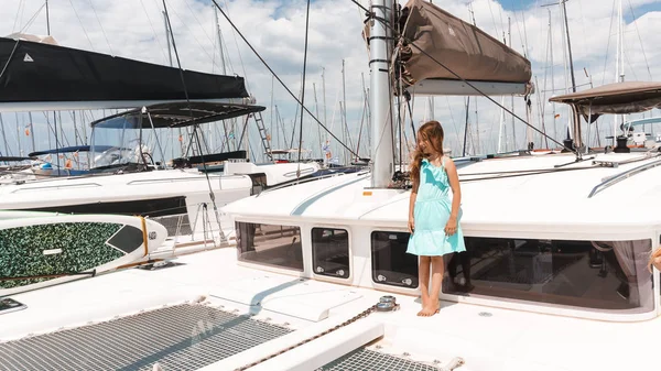 Beautiful Young Girl Yacht — Zdjęcie stockowe