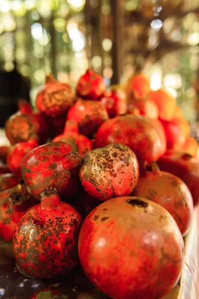 Red White Ripe Pomegranate Fruit — Fotografia de Stock