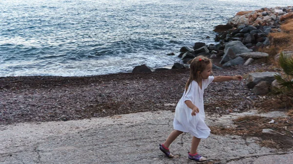 Little Girl White Dress Running Beach — Stock Photo, Image
