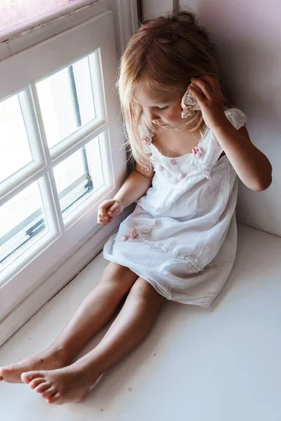 Little Girl White Dress Home — Stock Photo, Image