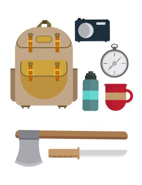 Kamp ve yürüyüş malzemeleri koleksiyonu.