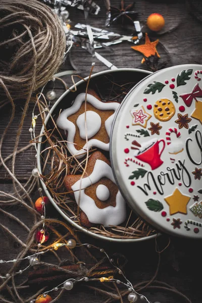 Güzel bir Noel kutusunda zencefilli ekmek