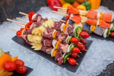 Barbekü Izgara sokakta 