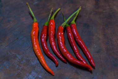 Sebze, Tom Yum'ın baharatlı Tay malzemeler.