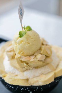 Bingsoo veya Bingsu (Kore tatlı)