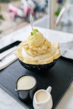 Bingsoo veya Bingsu (Kore tatlı)