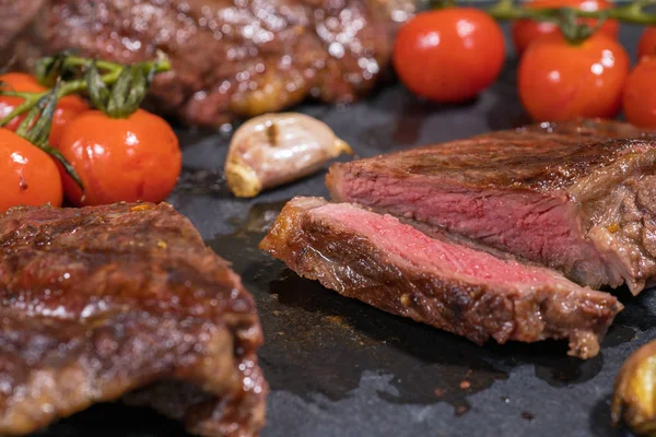 Delicious beef steak — Stock Photo, Image