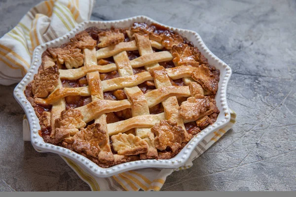 geleneksel Amerikan apple pie