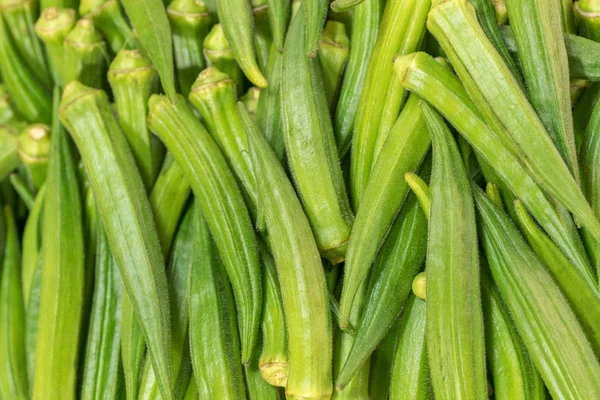 Okra no mercado de agricultores — Fotografia de Stock