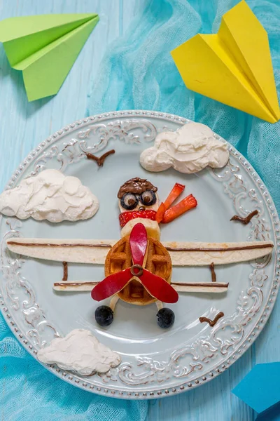 Funny Airplane breakfast with fruits for boy kids — Stock Photo, Image
