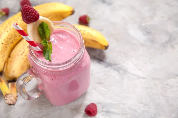 Batido de frambuesa de plátano — Foto de Stock