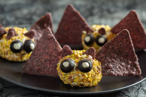 Bola de queijo de morcego para festa de Halloween — Fotografia de Stock