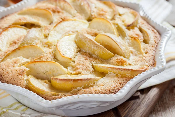Staré staromódní jablečný koláč — Stock fotografie