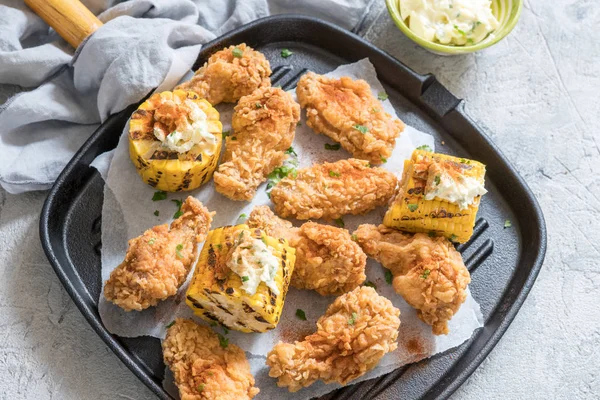 Crispy kentucky fried chicken wings — Stock Photo, Image