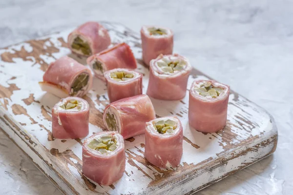 Jambon et cornichons Roll Ups — Photo