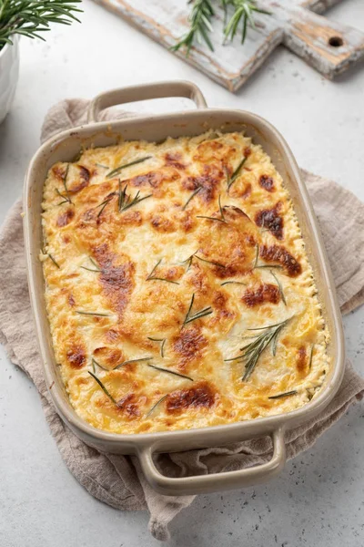 Potatis gratäng dauphinois — Stockfoto