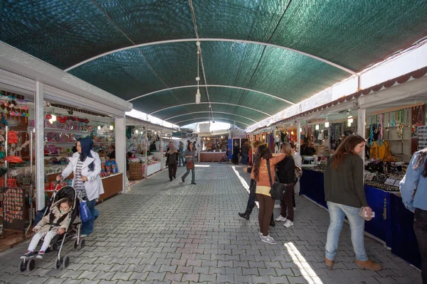 Türkiye 'de Antik Alacati Caddesi
