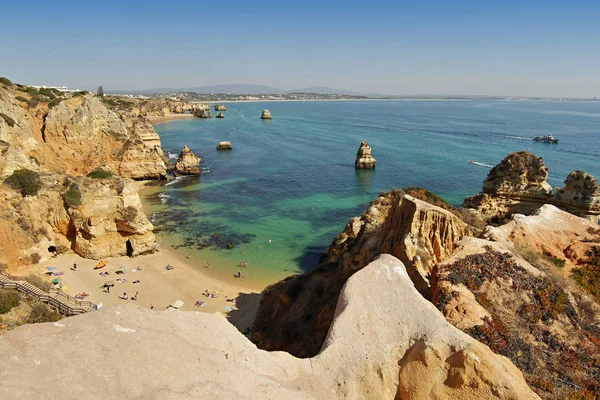 Algarve Portugália. Gyönyörű tengerpart. — Stock Fotó