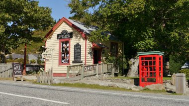 Maden kasabası tarihi binaların.