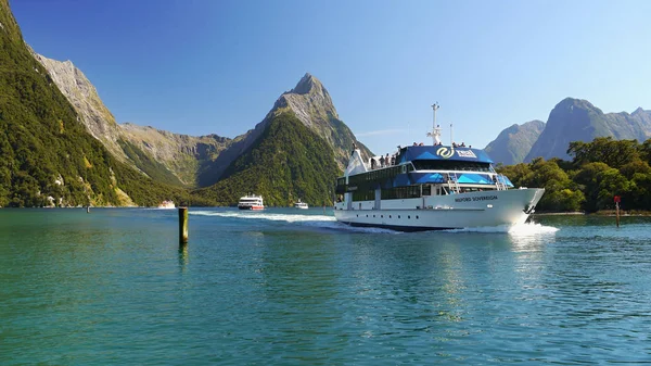 Bay yolcu gemilerine