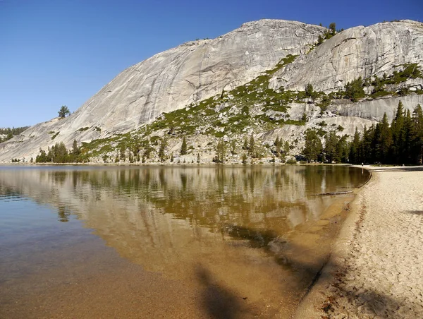 Bergsee Yosemite Valley Nationalpark Kalifornien Vereinigte Staaten — Stockfoto