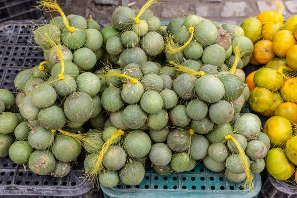 緑のマシェブラジル野菜 市場パック — ストック写真