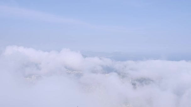 Vliegtuig Dat Hoog Boven Wolken Vliegt — Stockvideo