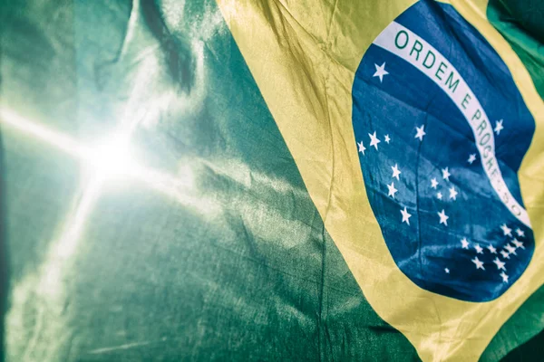 Detailní Záběr Brazilské Vlajky Visící Zdi — Stock fotografie