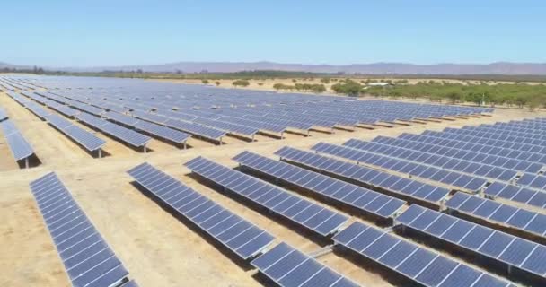 Vista Aérea Dos Painéis Solares Energia Eco — Vídeo de Stock