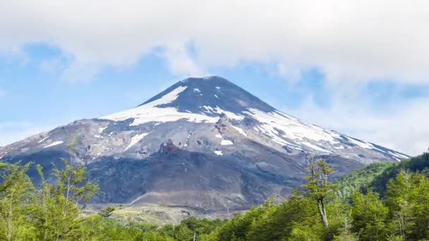 Paisagem Vulcão Com Nuvens Movimento Céu — Vídeo de Stock