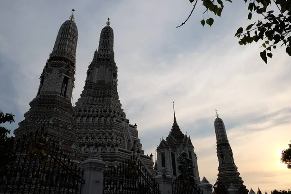 Tours Temple Wat Arun Contre Ciel Soir — Photo