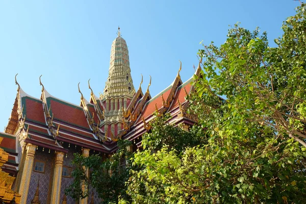 Temple Bouddha Émeraude Par Une Journée Ensoleillée Exemple Art Architectural — Photo