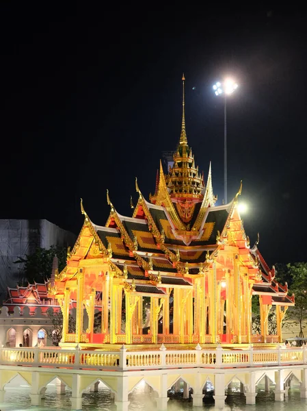 Egy Csodálatos Modell Egy Buddhista Templom Kiállított Nyaralás Fővárosban Thaiföld — Stock Fotó
