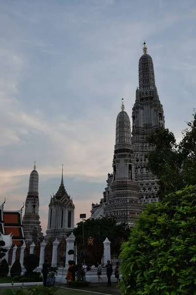 Bangkok Tailandia Diciembre 2018 Templo Budista Wat Arun Por Noche —  Fotos de Stock