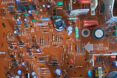 Chernihiv bölgesi, Ukrayna, 25 Nisan 2019. Eski yazdırılmış devre kartı.