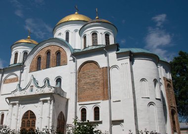 Chernihiv 'deki Dönüşüm Katedrali. Ukrayna 'nın en eski anıtsal binalarından biri. Chernihiv Prensliği 'nin ana binası. Antik mimarinin anıtı.