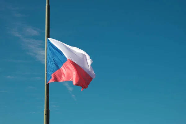 Una Bandera Checa Bajada Ondea Viento — Foto de Stock