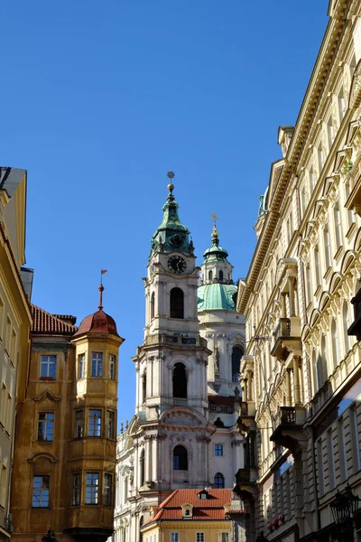 Veduta Del Vecchio Orologio Torre Sulla Strada Praga — Foto Stock